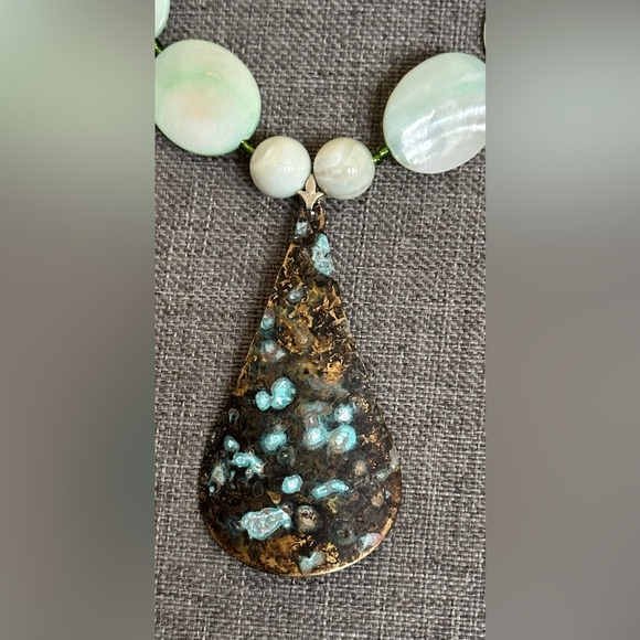 22-1/2 inch Shell bead necklace NWOT - Picture 9 of 10